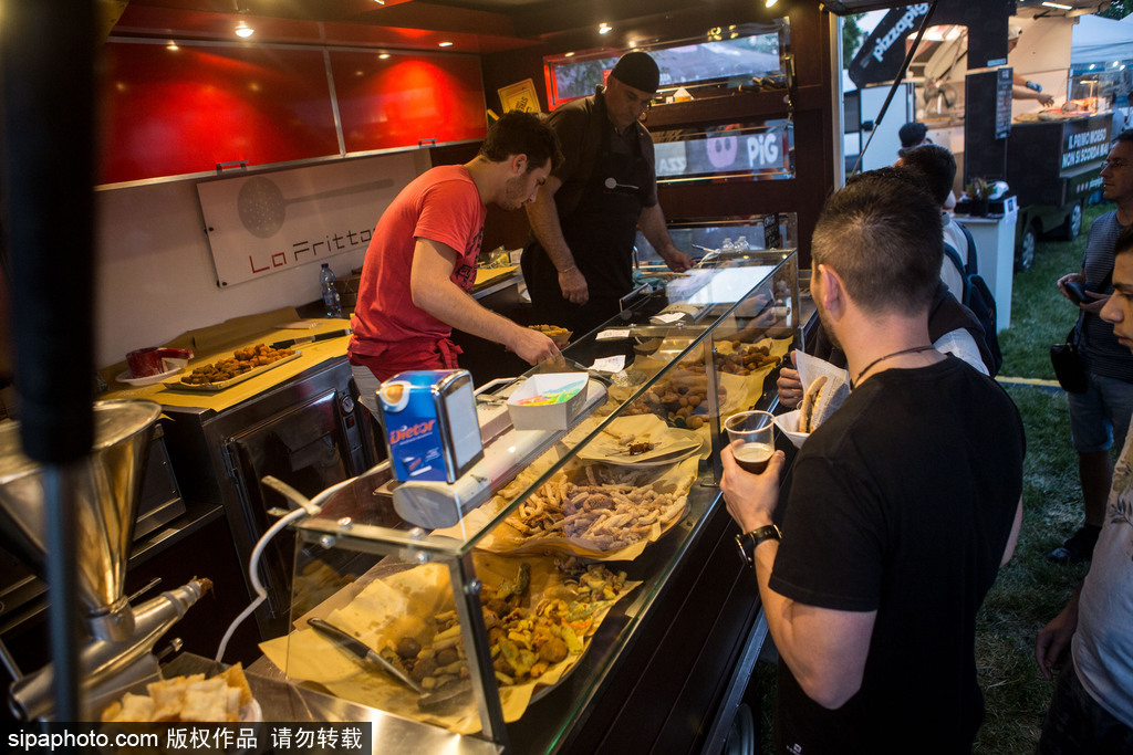 吃貨看這里 意大利米蘭快餐車節(jié)鮮嫩美味來襲