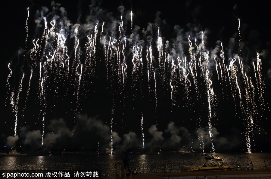 2017年國際光明節閉幕 煙花照亮莫斯科夜空