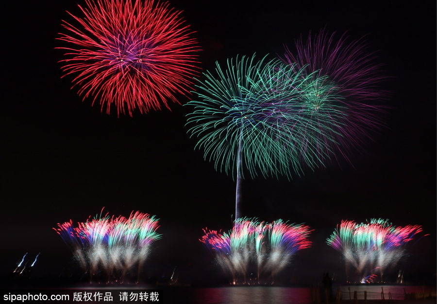 2017年國際光明節閉幕 煙花照亮莫斯科夜空